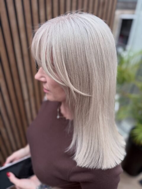 Roots bleach & tone, cut & Olaplex